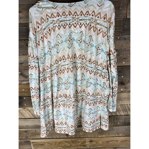 Alfred Dunner Women's Plus Sz 2X Beige Blue Aztec Design 3/4 Sleeve Top - Picture 8 of 14
